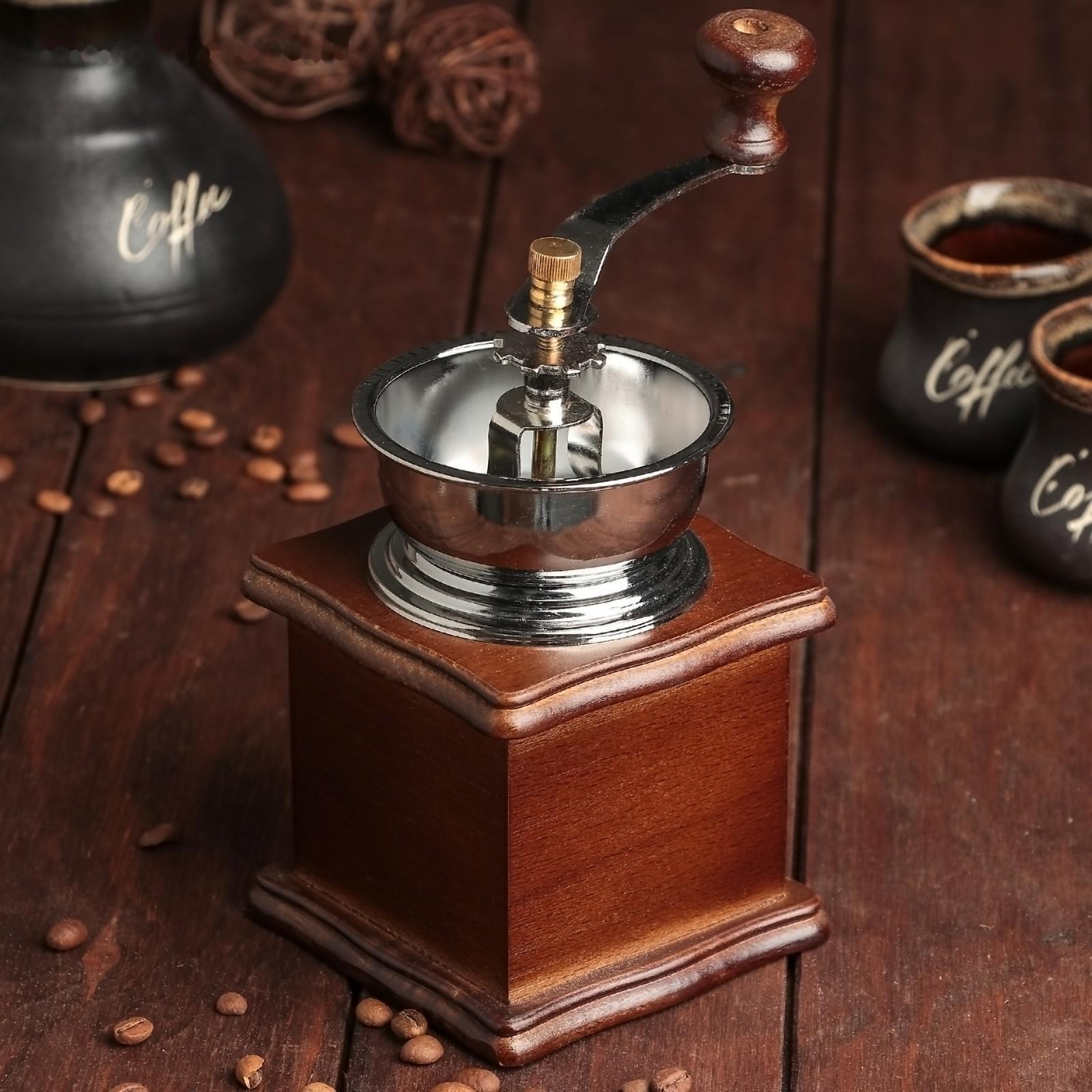 Кофемолка ручная «Тёмное дерево», 9,5×16 см
