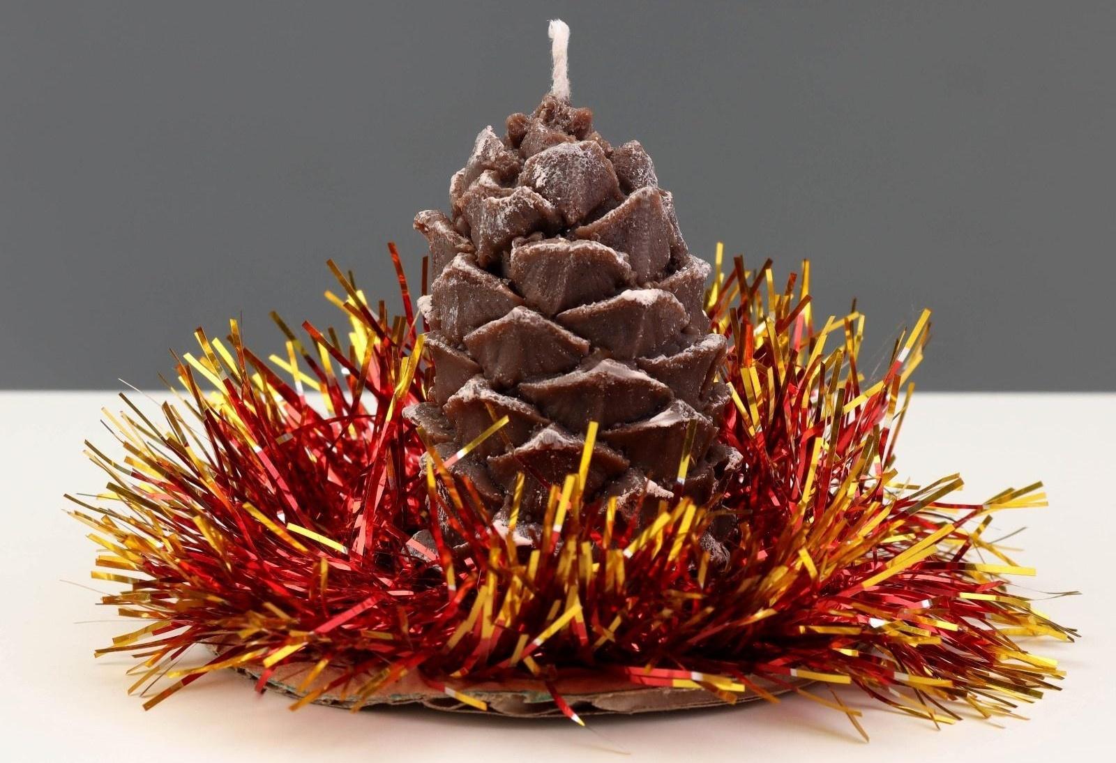 Свеча новогодняя 