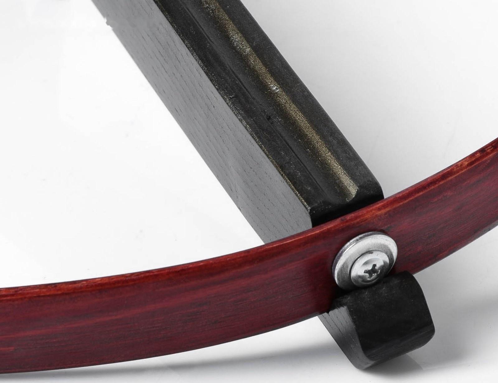 Сувенирное деревянное оружие 