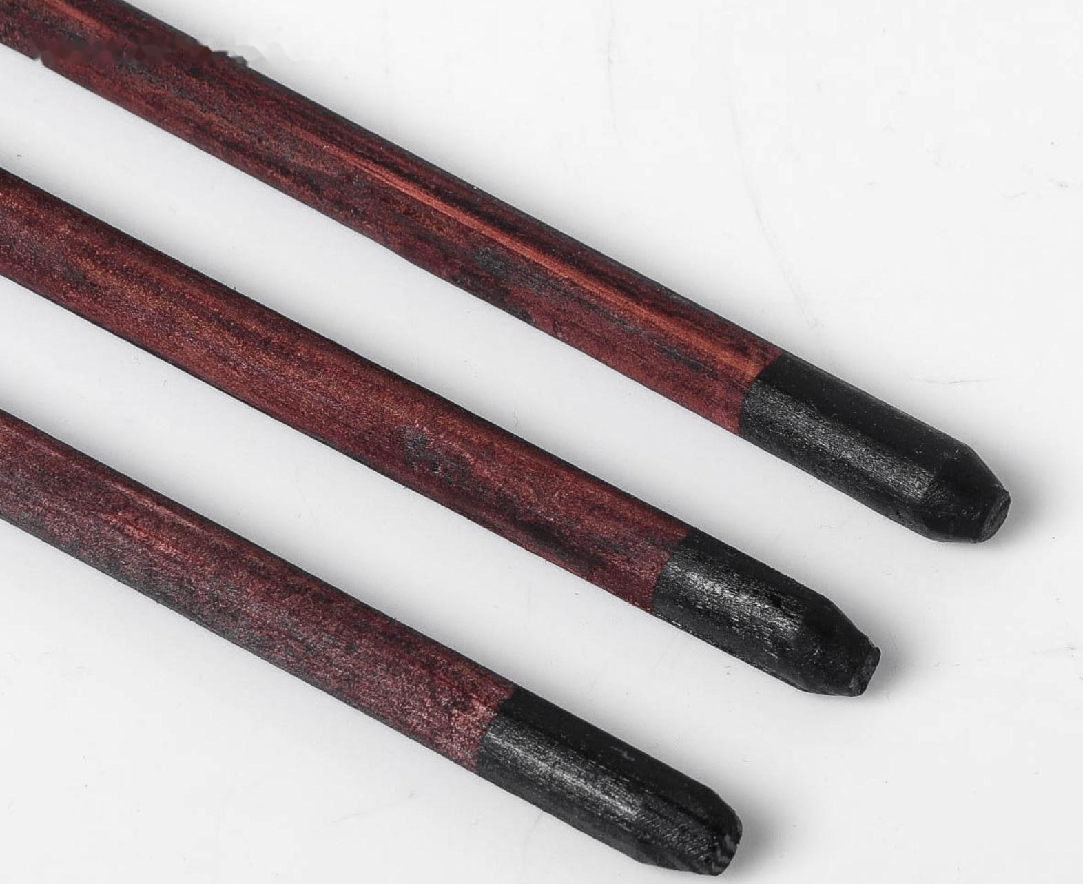 Сувенирное деревянное оружие 