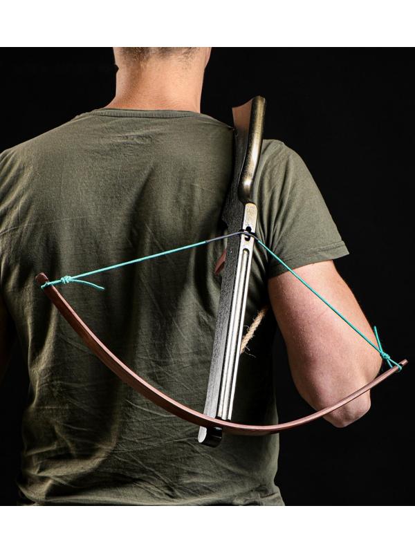 Сувенирное деревянное оружие 