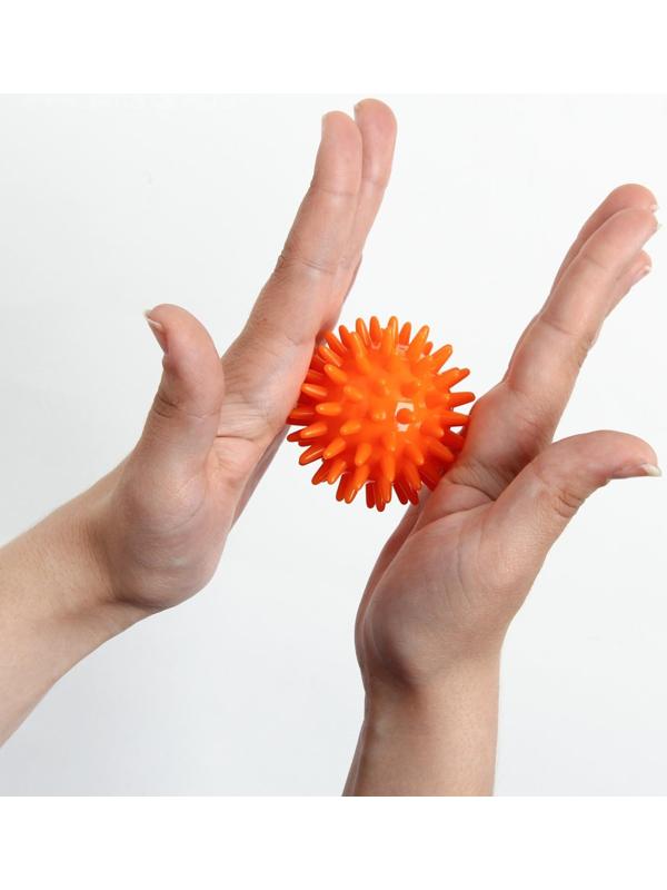 Мяч массажный d = 8 см., цвет желтый