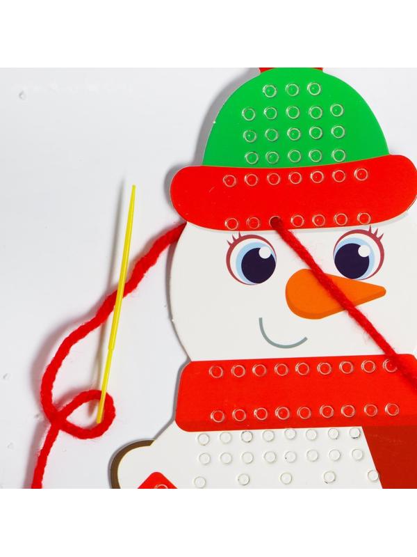 Вышивка пряжей «Снеговик» на картоне с пластиковой иглой
