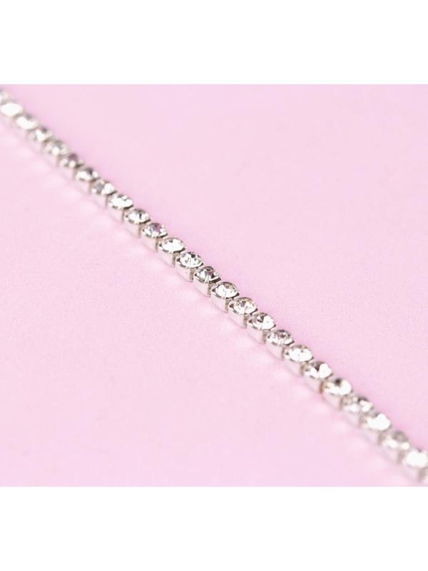Цепь со стразами, 2,5 мм, 9 ± 1 м, цвет серебряный