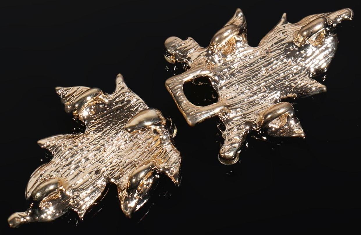 Декоративная застёжка «Листок», 5,1 × 2,3 см, цвет золотой