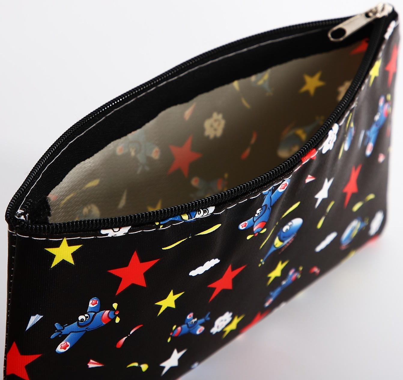 Косметичка на молнии, цвет чёрный