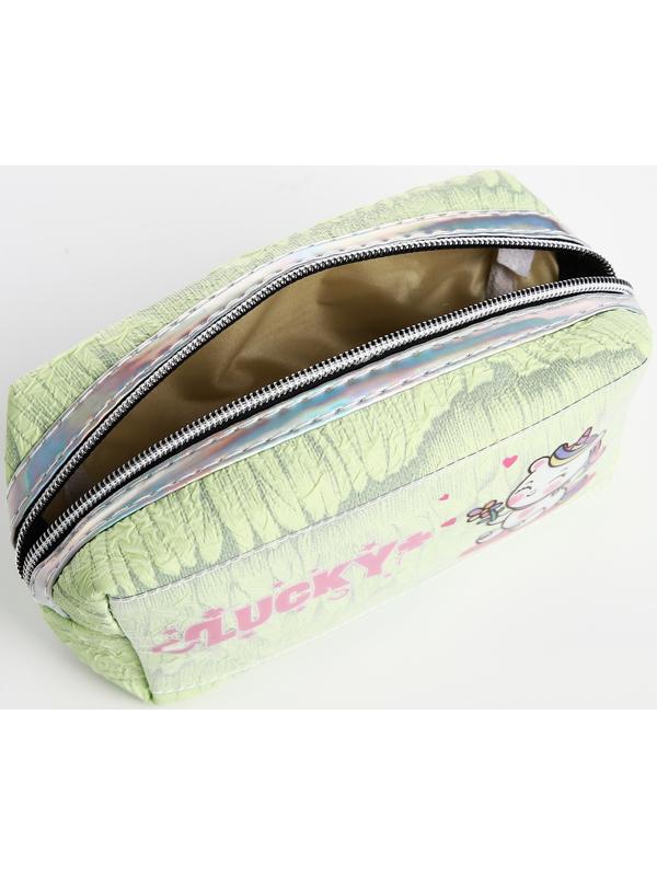 Косметичка на молнии, цвет зелёный