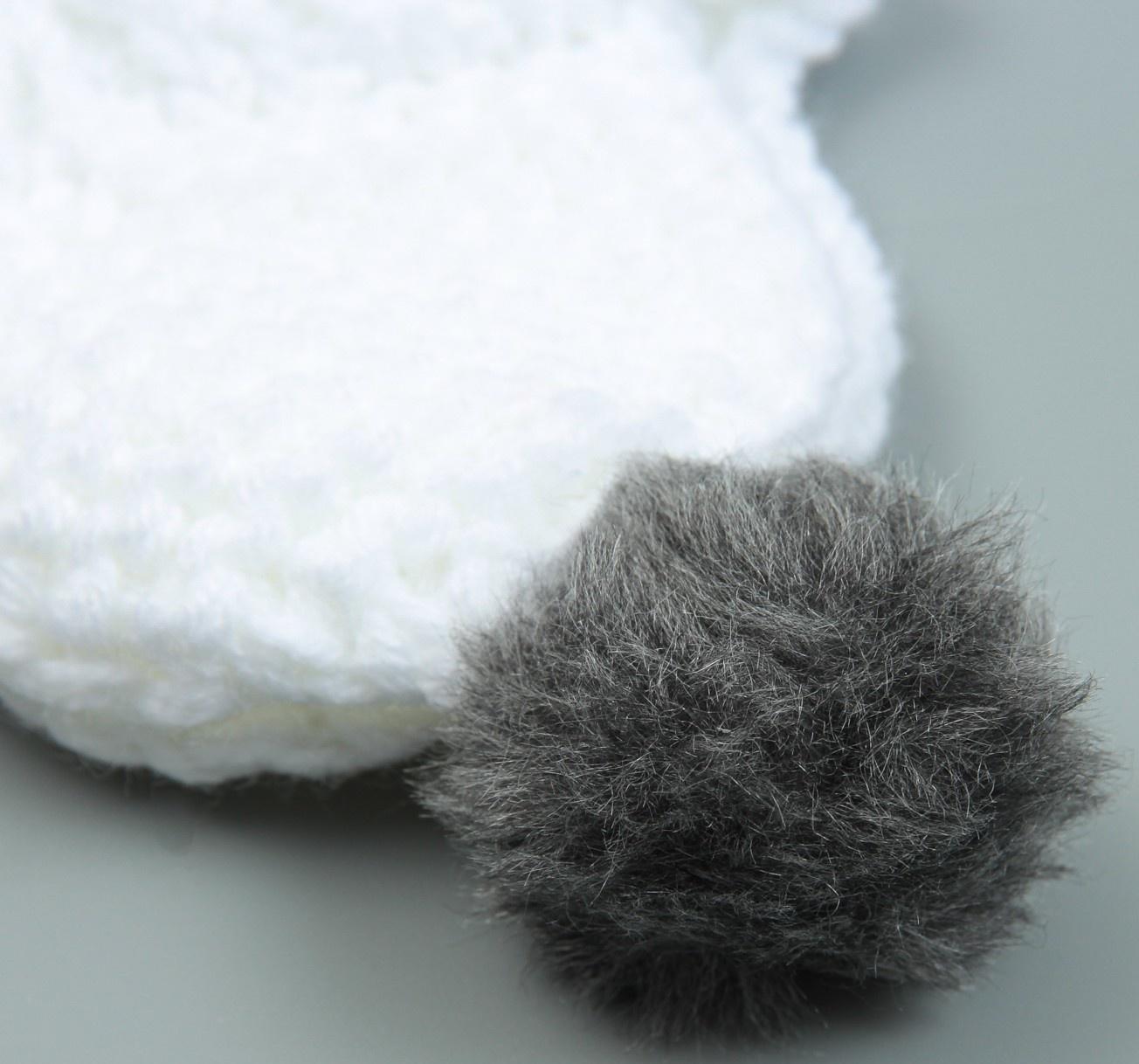 Шапка вязаная для собак, с помпоном, XS-S (объем головы 22 см, высота 7,5 см), микс