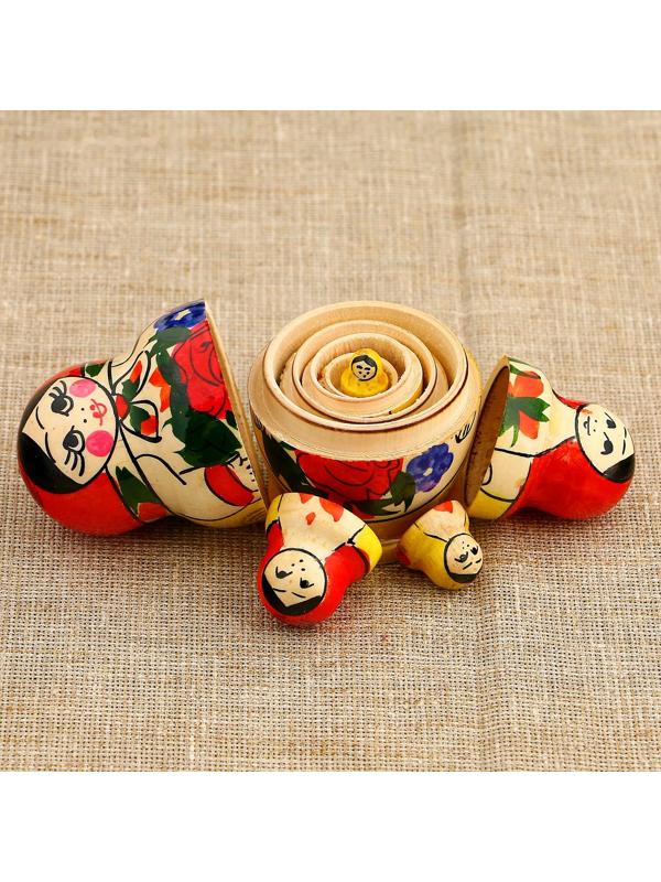 Матрёшка «Лилия», красный платок, 5 кукольная, 9 см