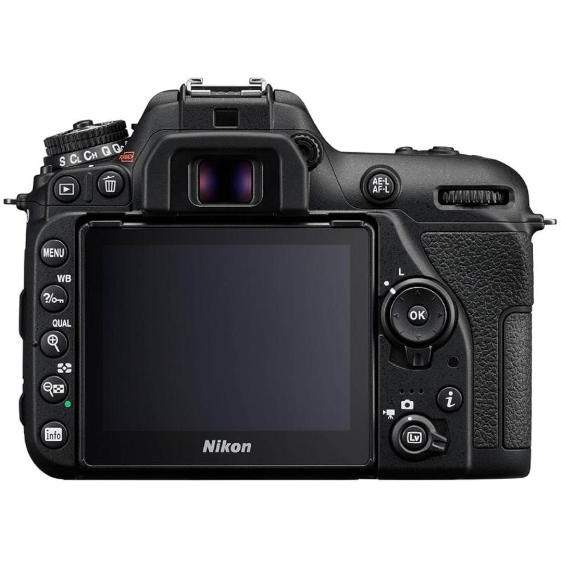 Фотоаппарат Nikon D7500 Body (VBA510AE)