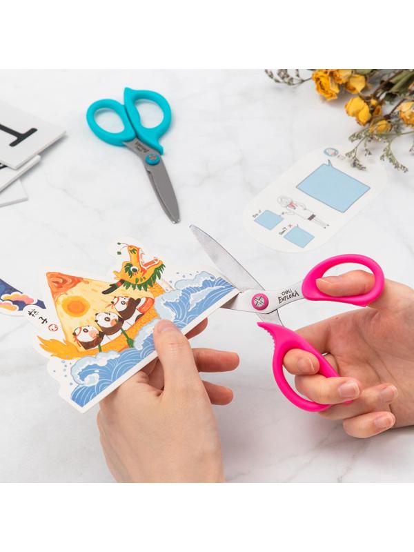 Ножницы детские Deli Explora E77755-BLUE 135мм, сталь, ассимм ручки,голубой