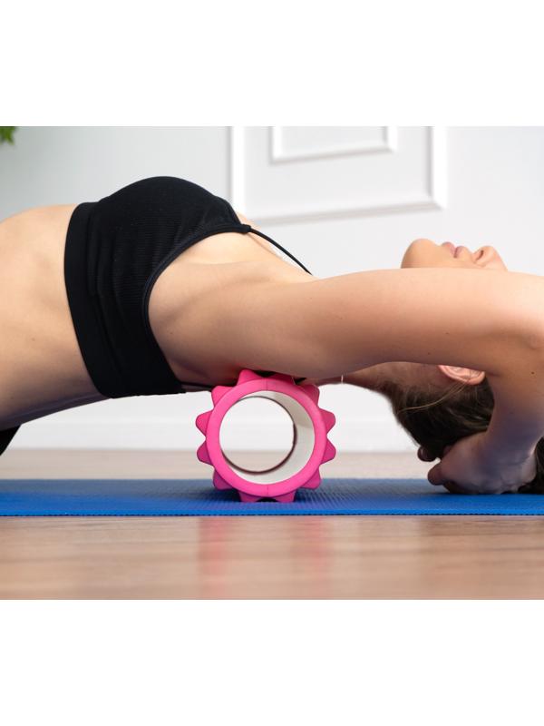 Роллер для йоги Sangh, массажный, 33х10 см, цвет розовый