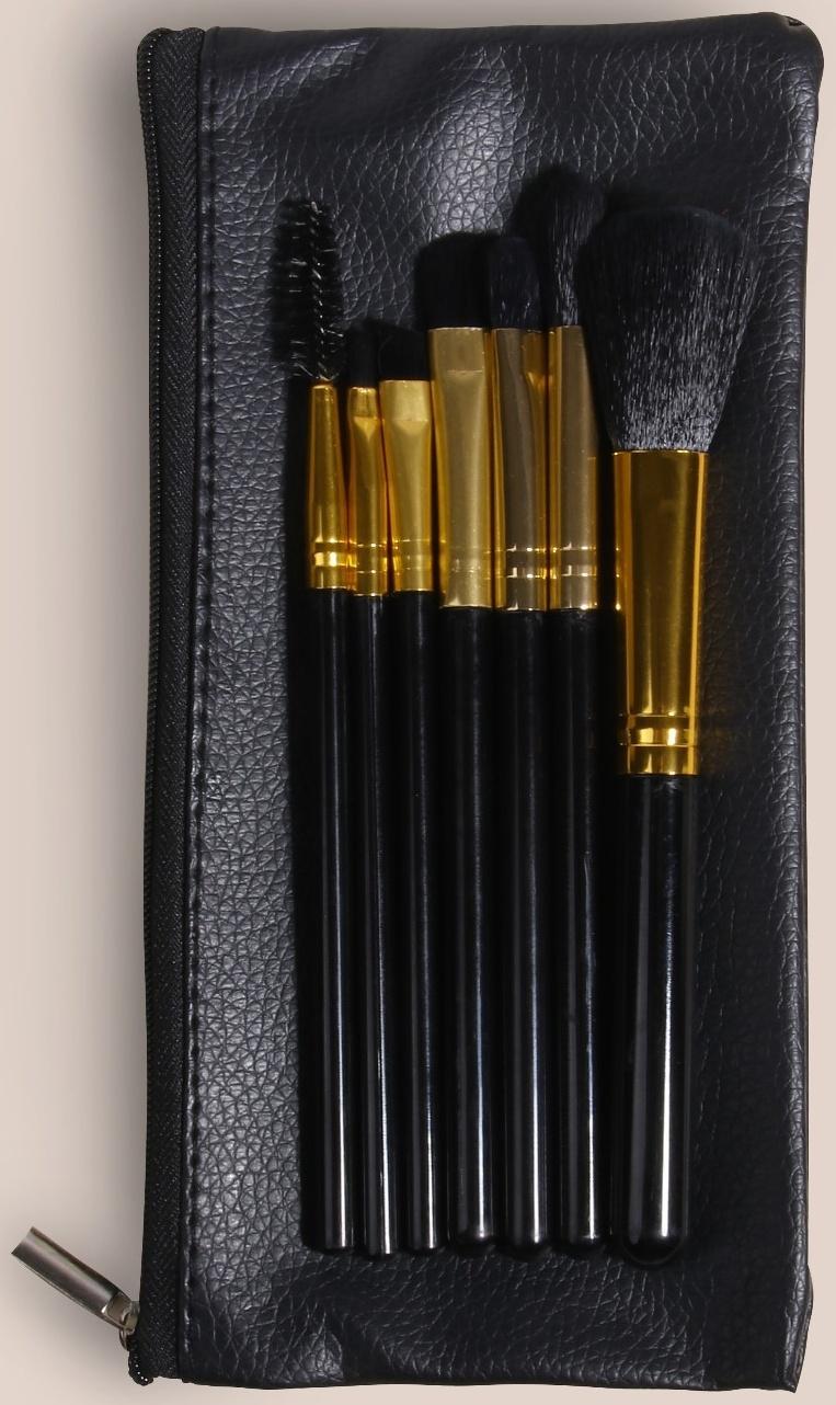 Набор кистей для макияжа, 7 предметов, чехол на молнии, цвет чёрный