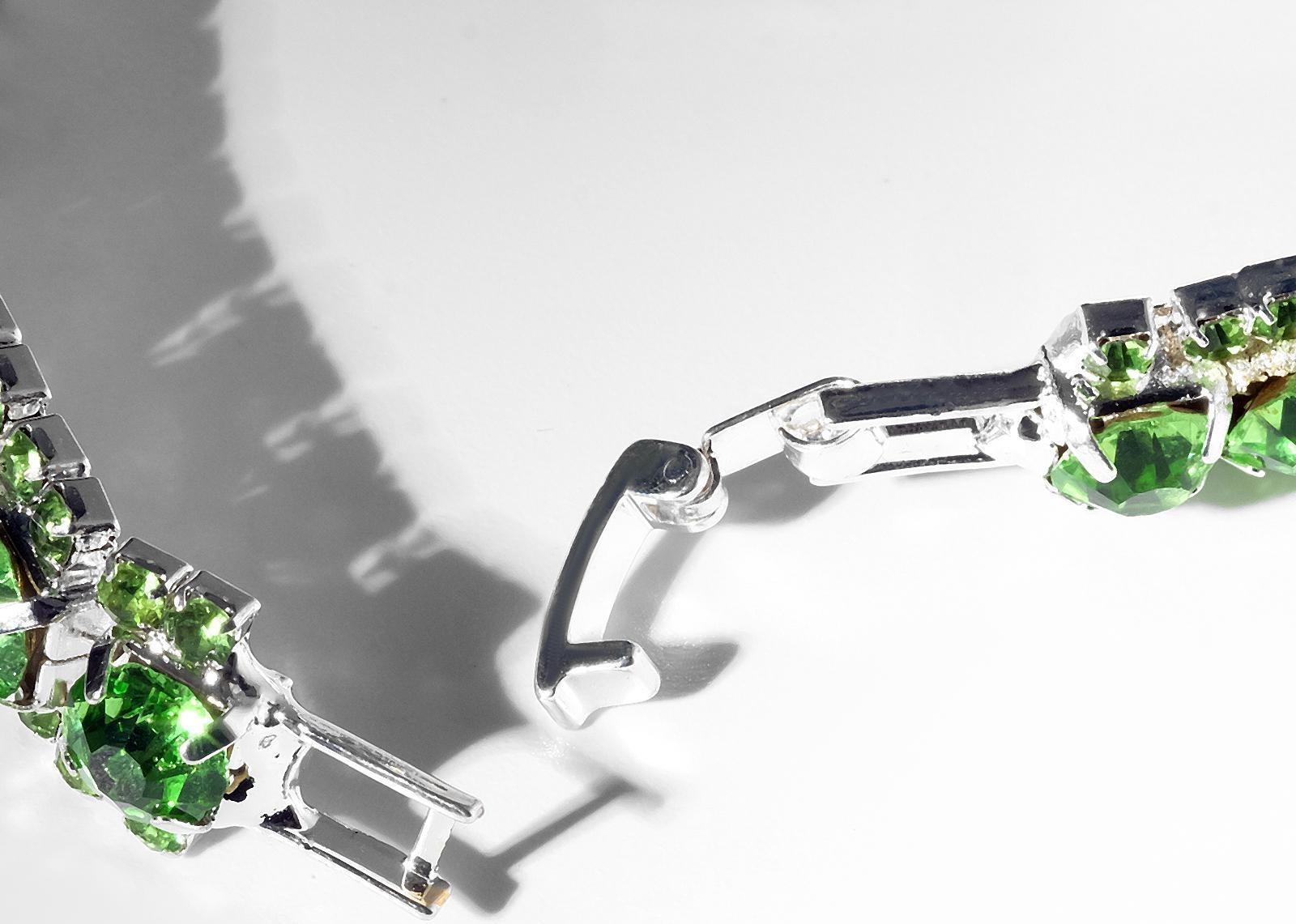 Браслет со стразами 