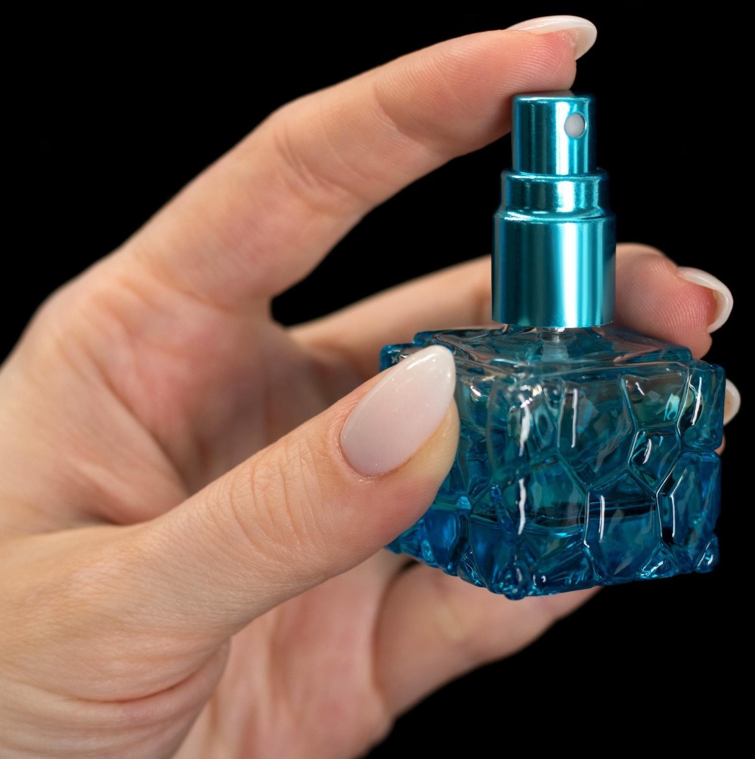 Флакон стеклянный для парфюма «Relief», с распылителем, 8 мл, цвет МИКС