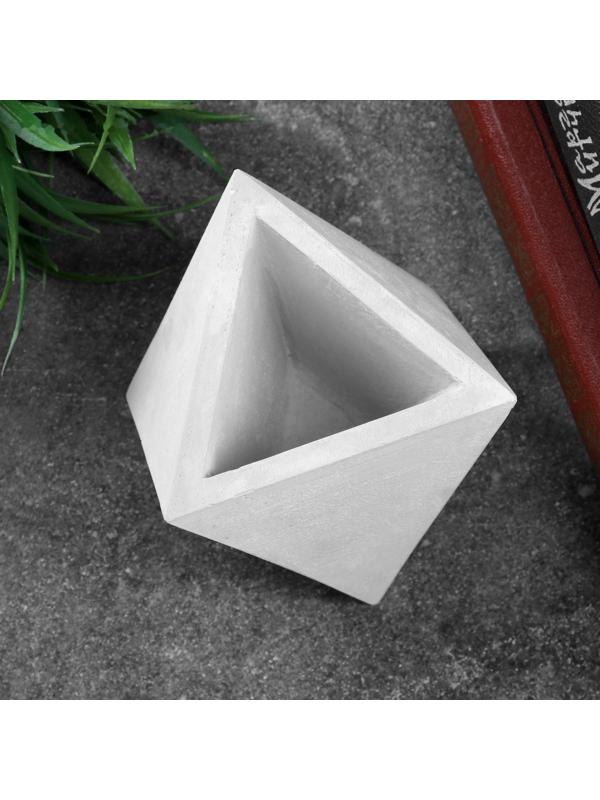 Кашпо бетонное 