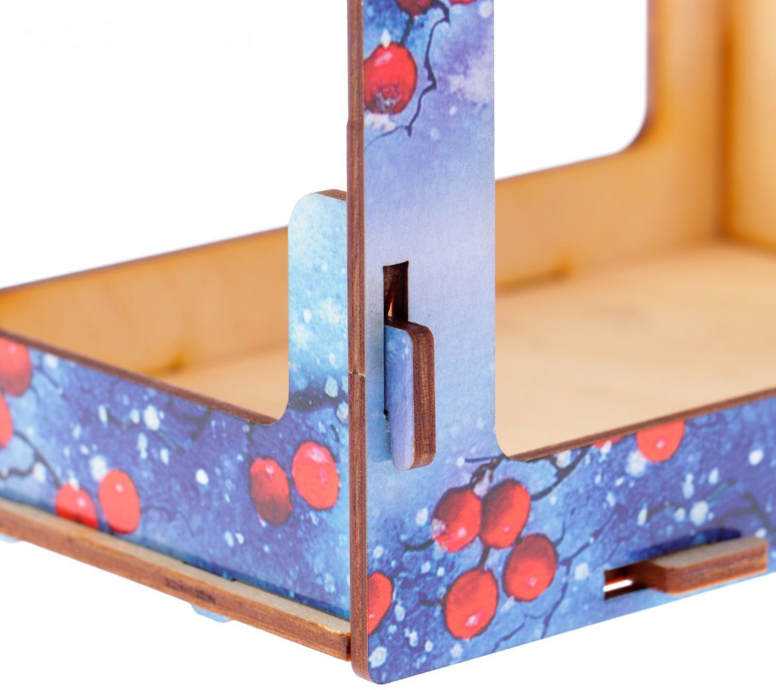 Кормушка деревянная 