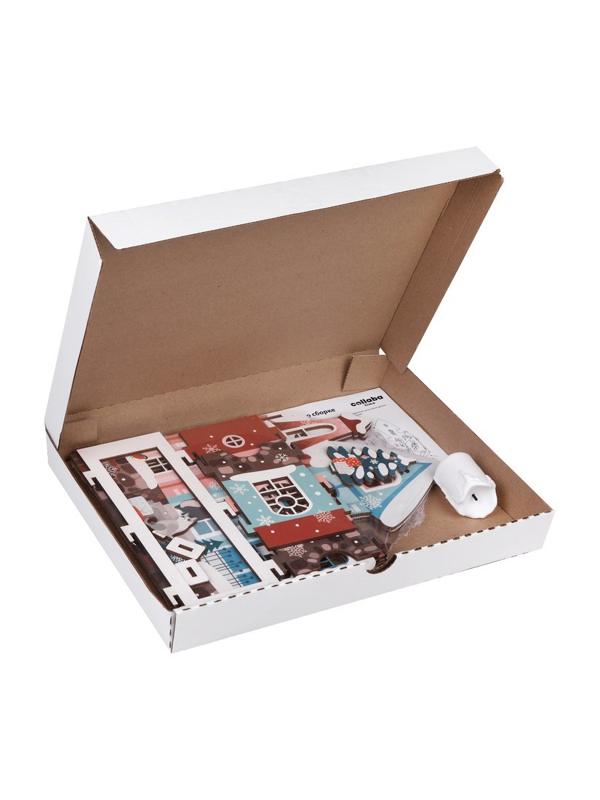 Домик зимний с башенкой с LED-свечой