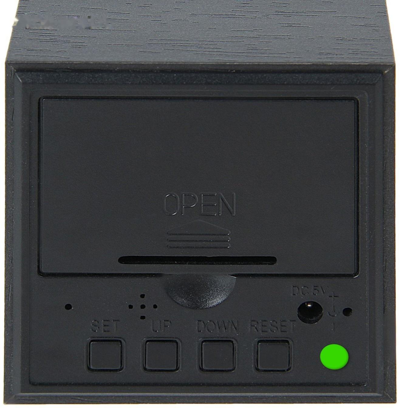 Часы-будильник  LB-12 