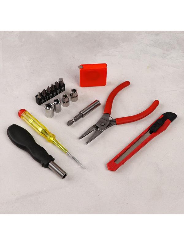 Подарочный набор инструментов для водителя «Самый лучший водитель в мире», 16 предметов