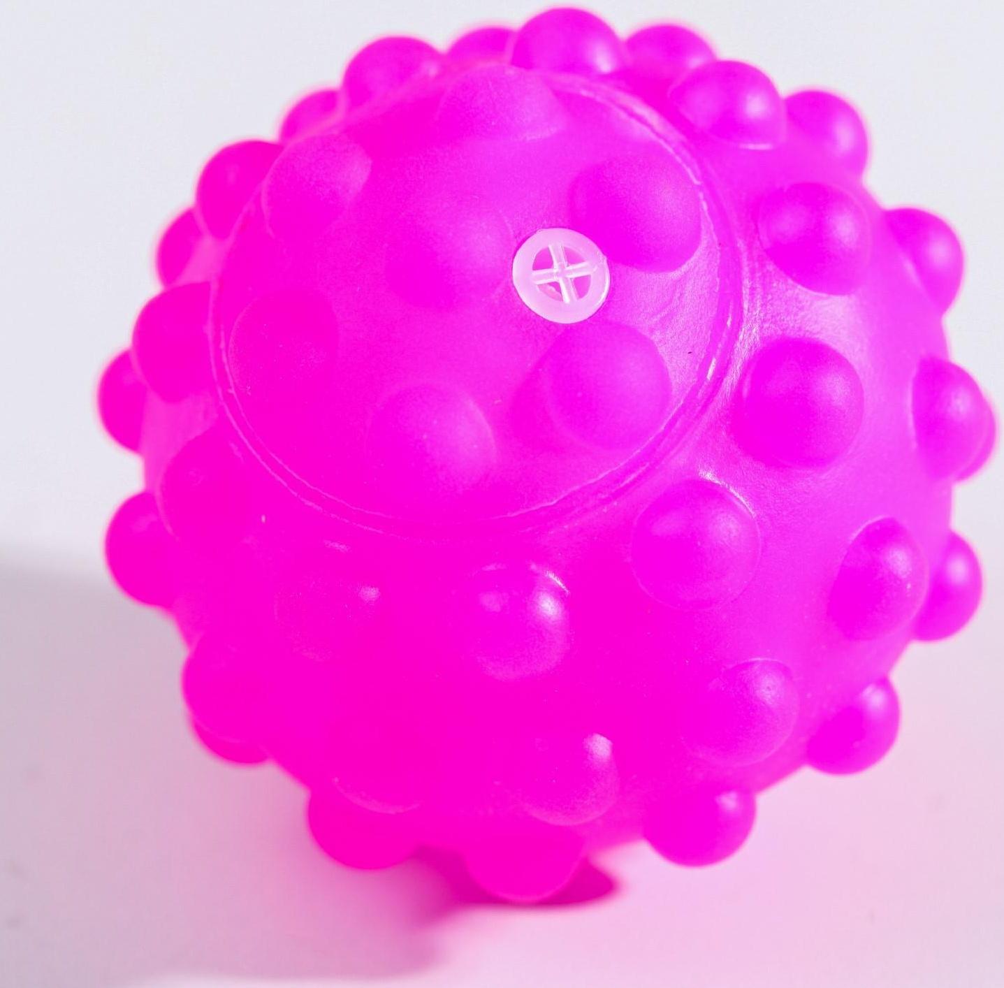 Развивающий тактильный мячик «Рыжий монстрик», с пищалкой, 1 шт, Крошка Я