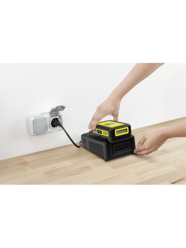 Быстрое зарядное устройство Karcher Fast Charger Battery Power 18 V, 18 В, 2.5 А, 1.5 м