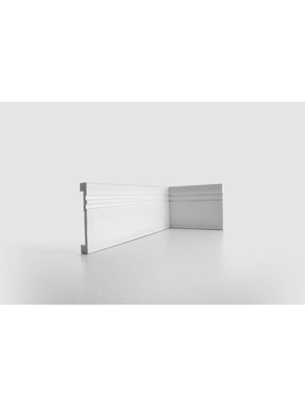 Плинтус пластиковый ударопрочный белый 80х12х2000мм