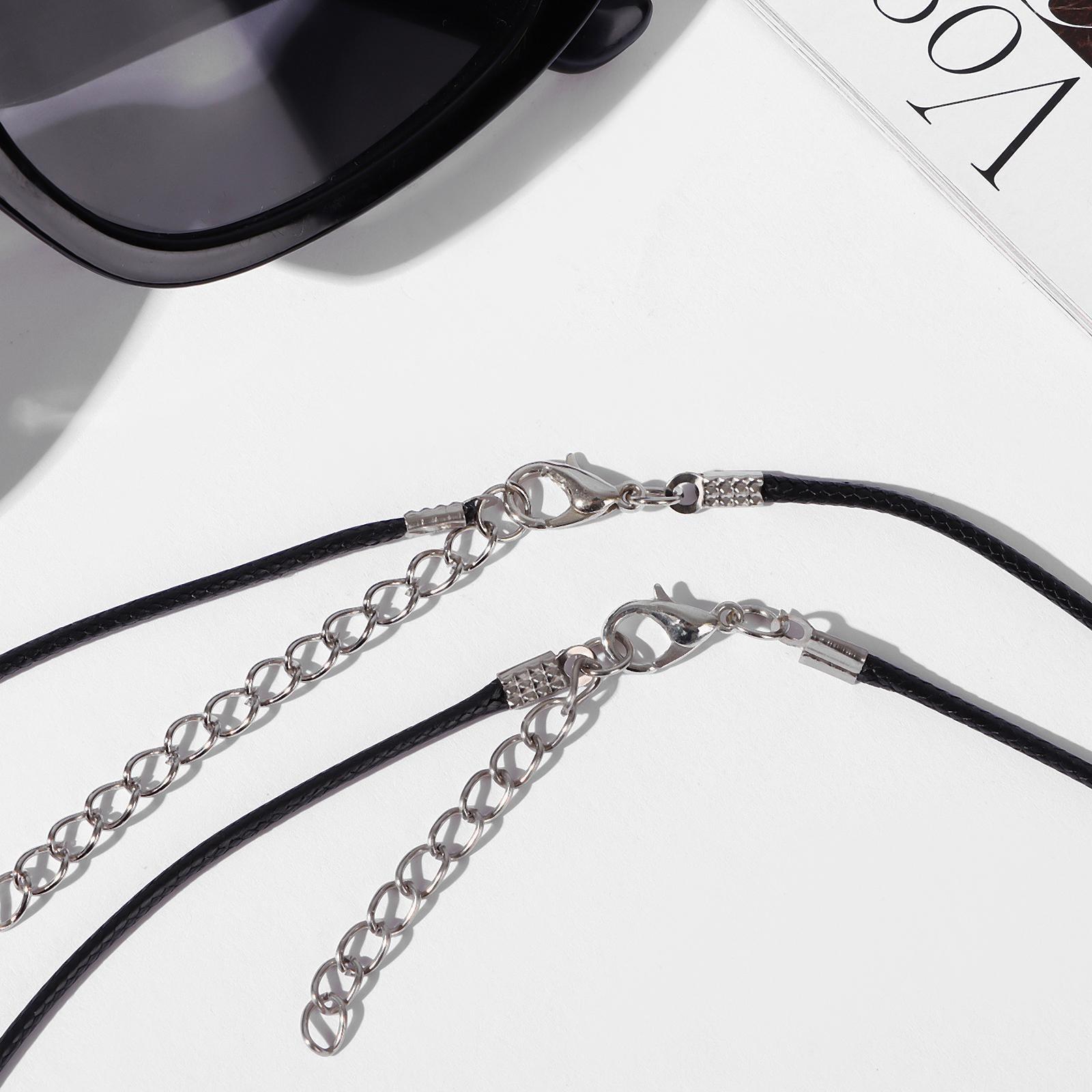 Кулоны на шнурке 