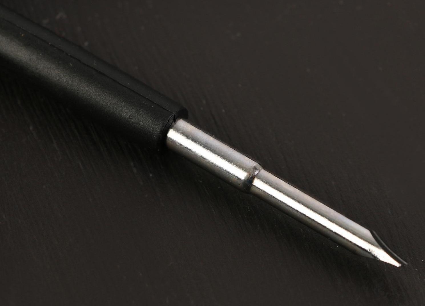 Фонарик-мультитул 