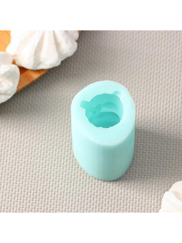 Силиконовый молд «Зайка с морковкой», 3×3,5×5,3 см, цвет бирюзовый