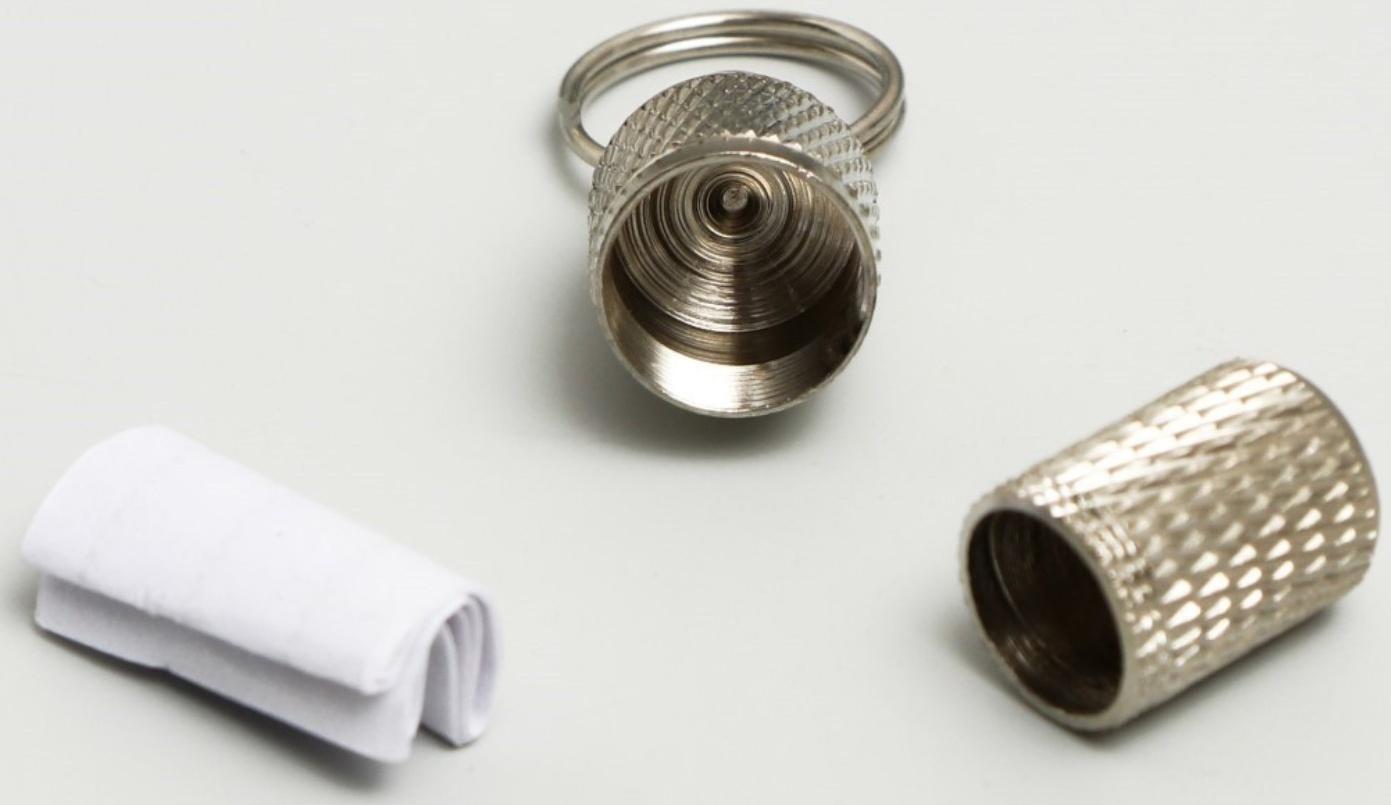 Адресник - капсула под записку увеличенный, рельефный, 1 х 2,4 см