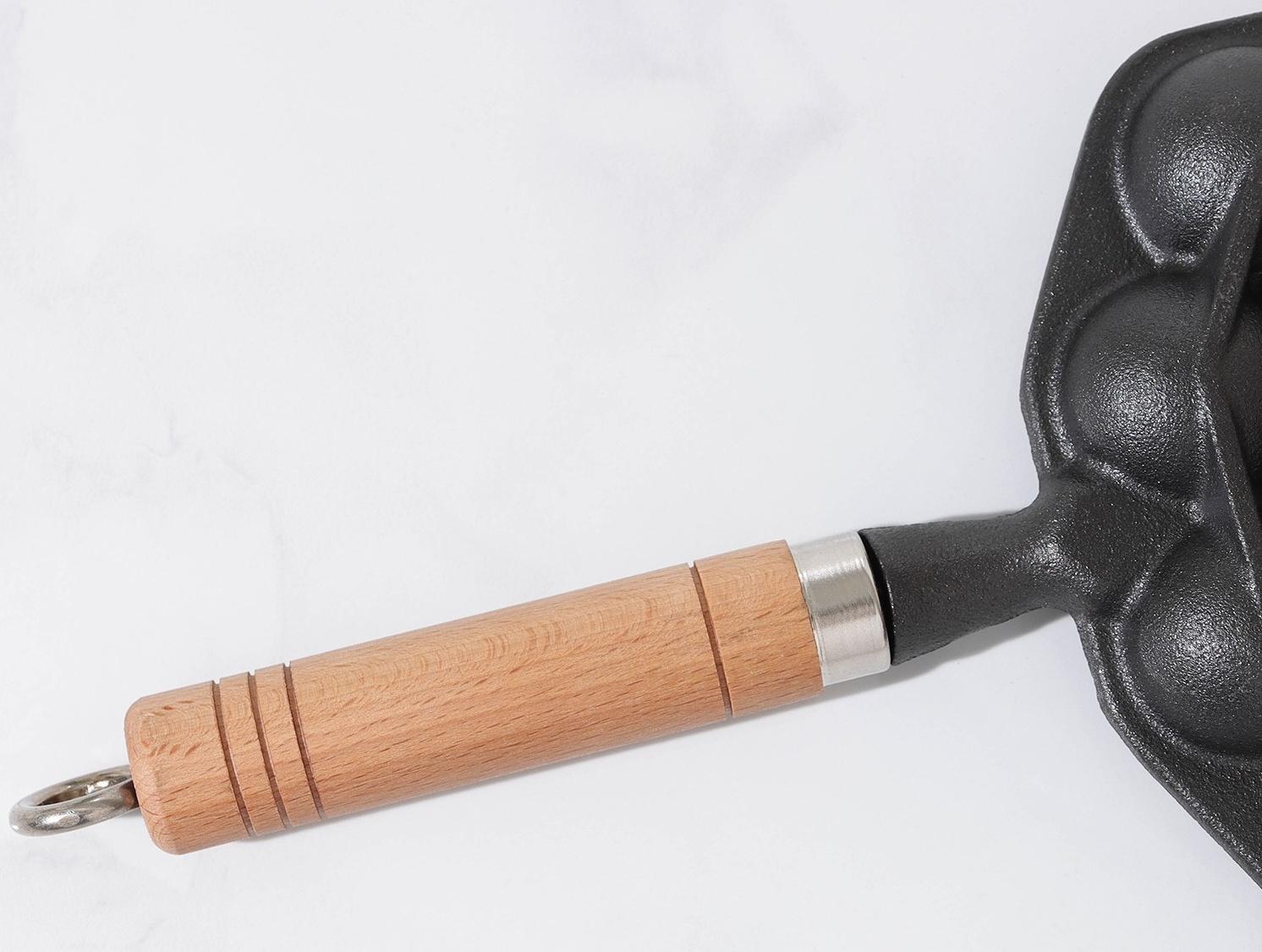 Сковорода чугунная «Сферос», 14 ячеек, 36×17×2,5 см, деревянная ручка