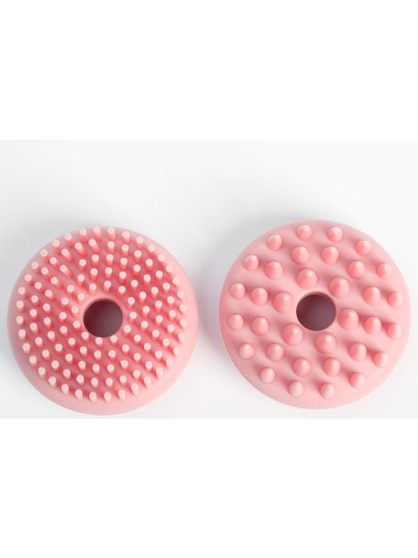 Щётка для мытья и массажа собак с ёмкостью для шампуня и 2 насадками, 5.8х5.8х9 см, розовая   711233