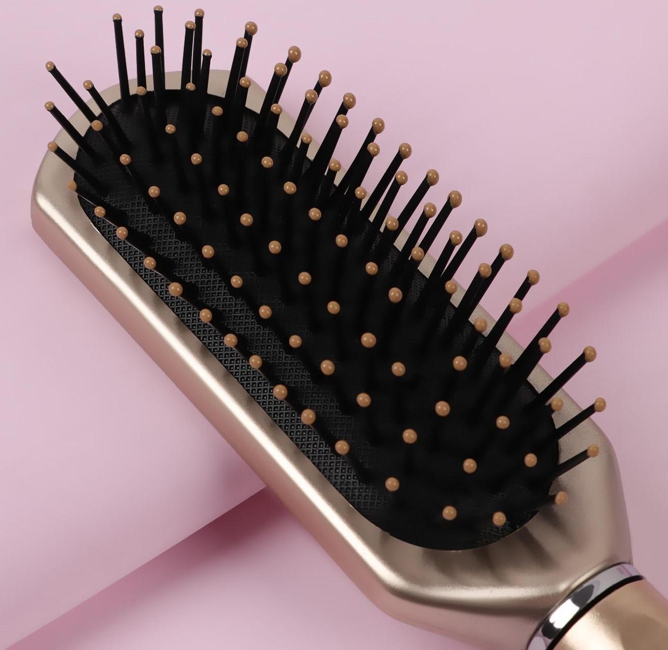 Расчёска массажная, 4,5 × 23 см, цвет золотистый