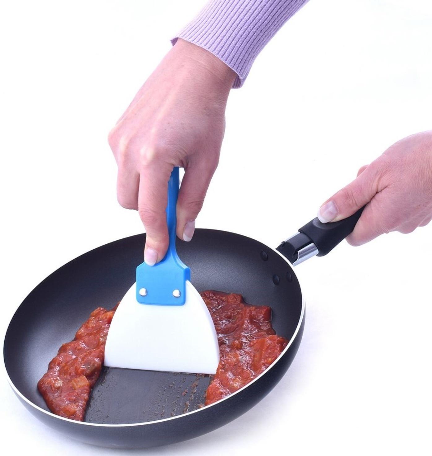 Скребок для антипригарной посуды, цвет МИКС