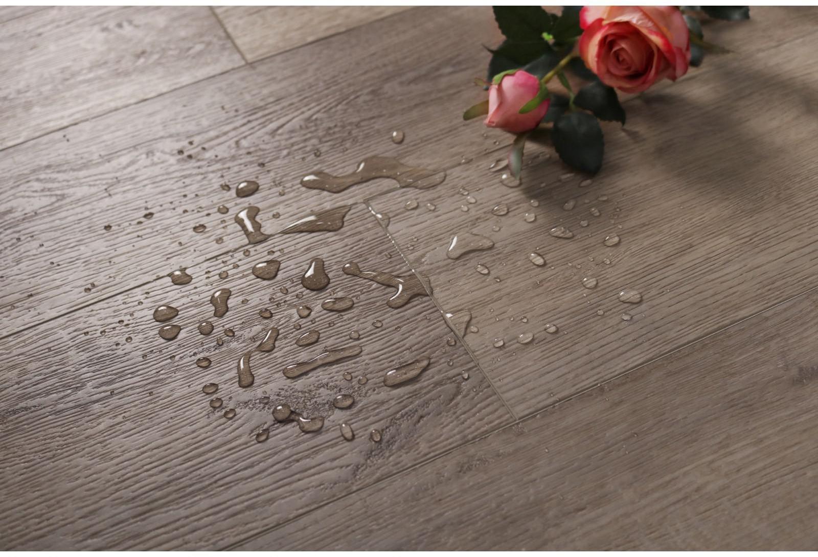 Влагостойкий ламинат напольный SPC Villa V111 Дуб Андрия  2.24 м2