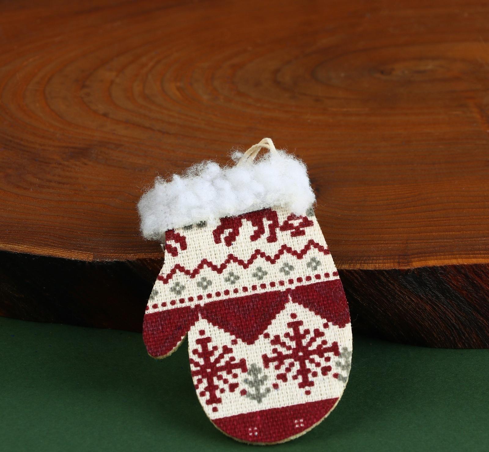 Витые свечи с декором «Любви в Новом году», набор