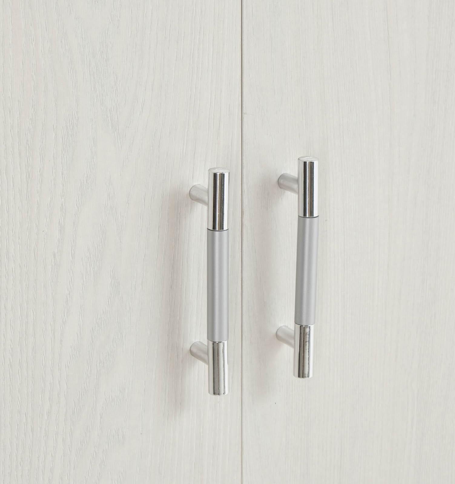 Шкаф трёхстворчатый Бася-1, 2100х1200х560, Дуб сонома/Ясень анкор светлый