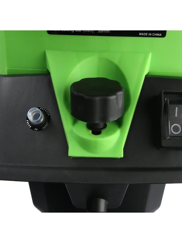 Измельчитель садовый электрический DEKO DKSH2800, 2800 Вт, max d=39 мм