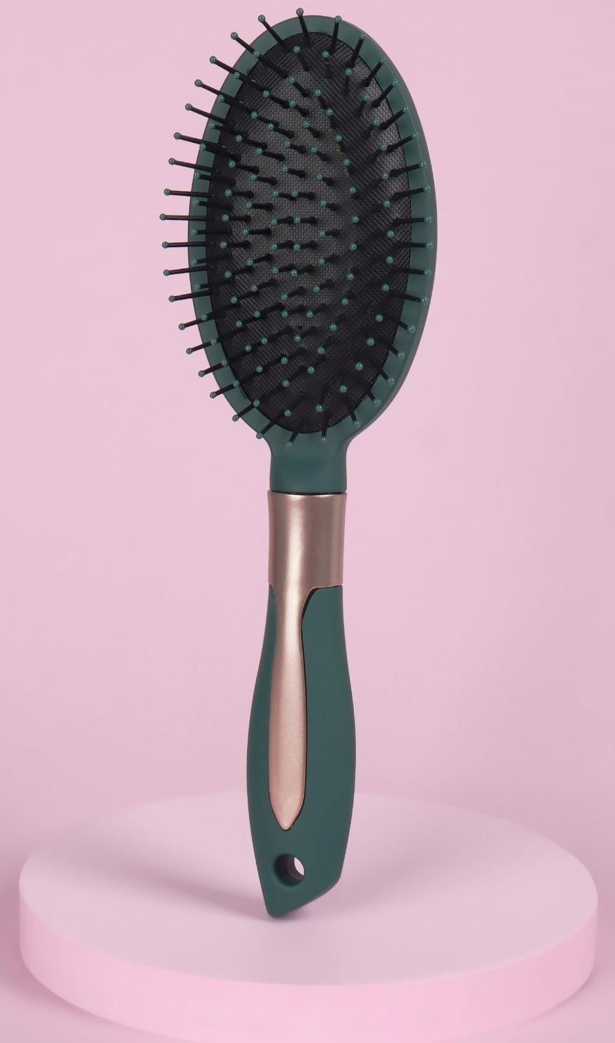 Расчёска массажная, прорезиненная ручка, 7 × 25 см, цвет зелёный/золотистый