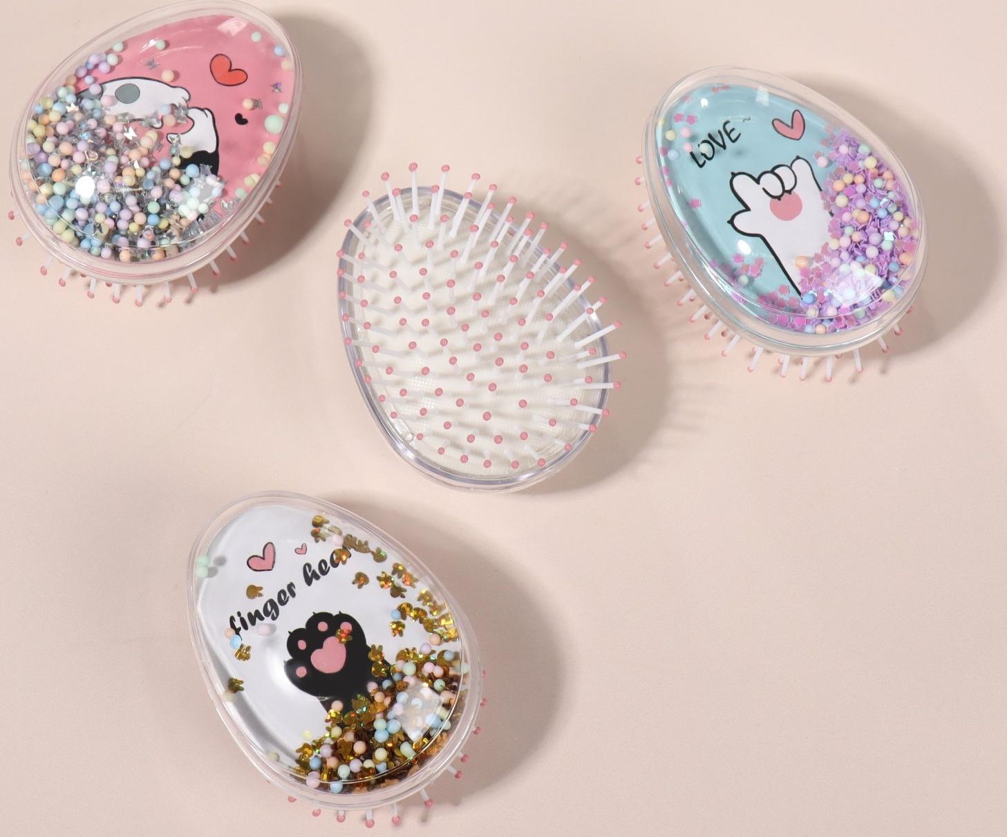 Расчёска-шейкер «Лапки», 5,5 × 9 см, цвет МИКС