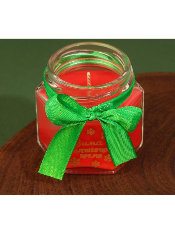 Новогодняя свеча в банке «Зима - волшебное время», аромат лесные ягоды, 5,5 х 5 х 5,5 см.