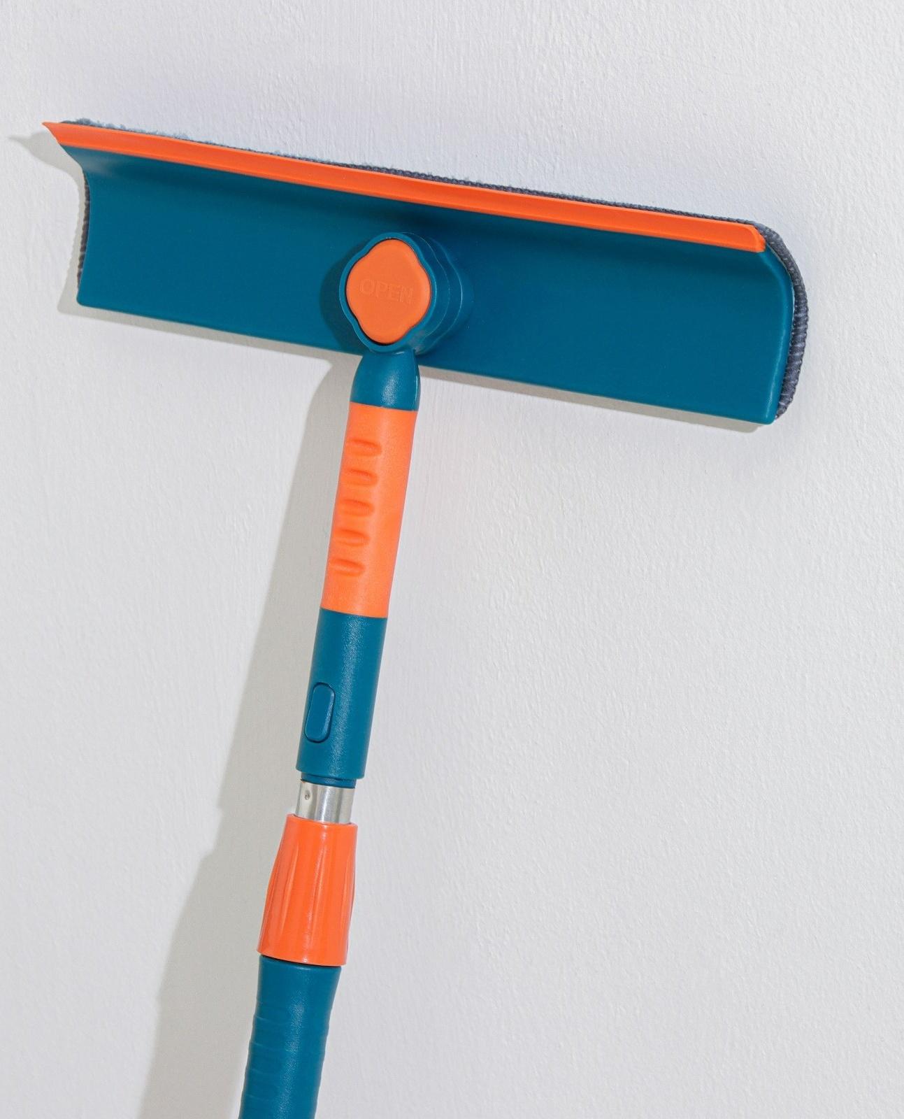 Окномойка с насадкой из микрофибры Raccoon, стальная телескопическая ручка, 28×7×68(102) см, цвет МИКС