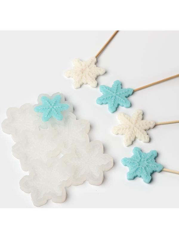 Силиконовый молд для леденцов и шоколада «Снежинки», 17×10×0,8 см, d=5 см, d=4,5 см, цвет прозрачный