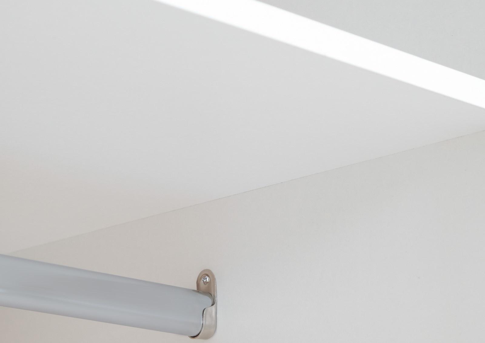 Шкаф распашной 3-х створчатый, 1210х500х2100, Белый