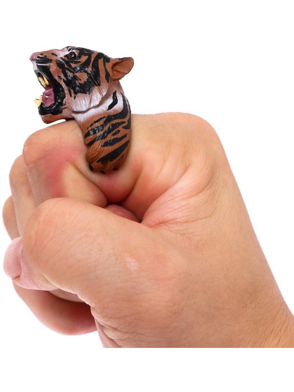 Игровое кольцо «Мир животных» 3,5 × 4,5 × 2,5см, 12 видов, МИКС