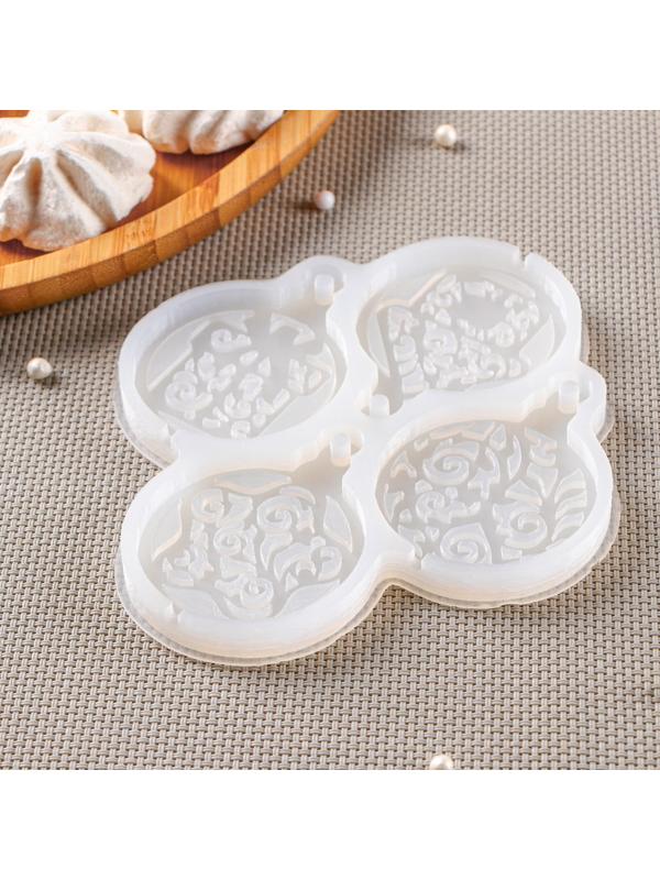 Силиконовый молд для леденцов и шоколада «Шары», 12×12 см, ячейка d=5 см, цвет прозрачный