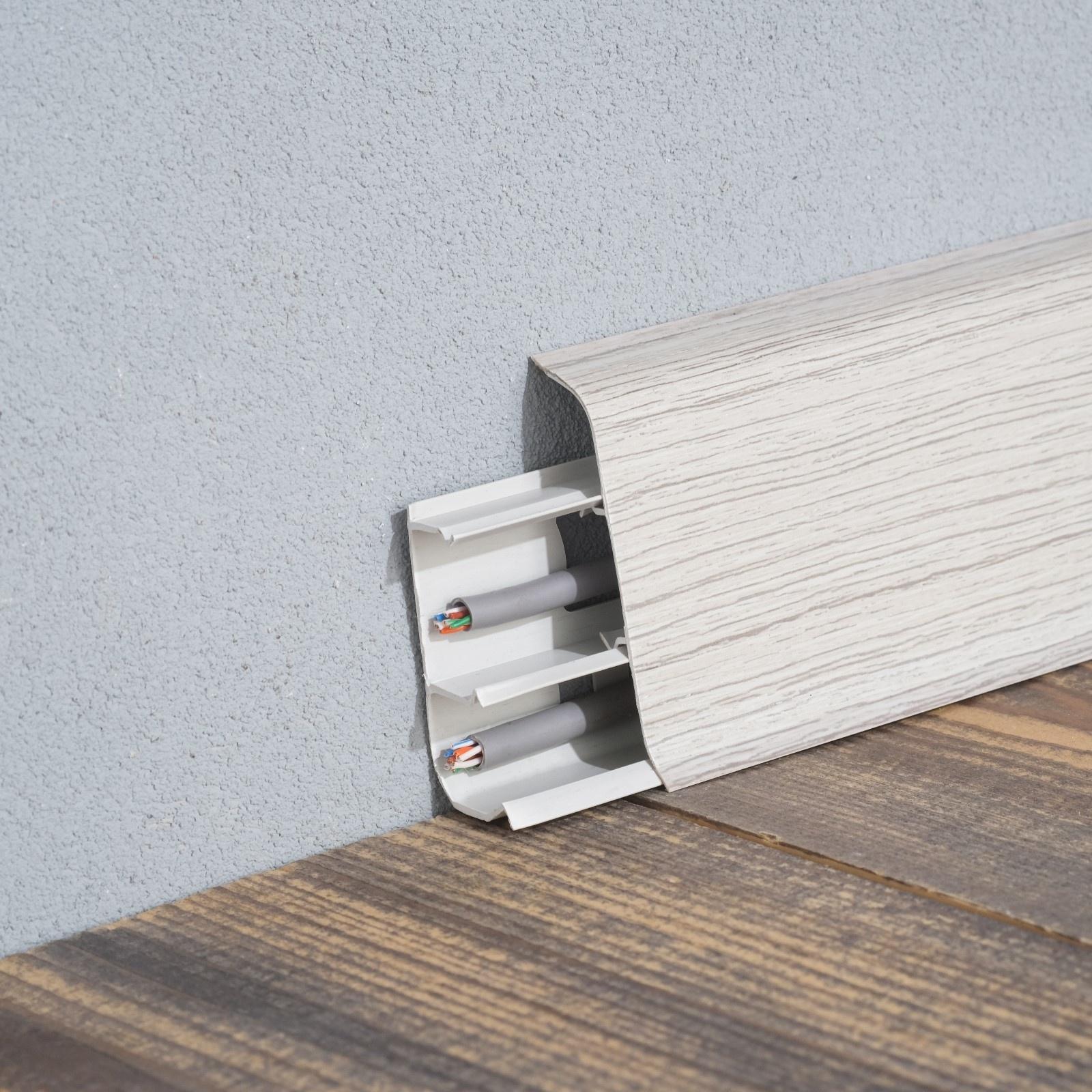 Плинтус напольный 55мм 