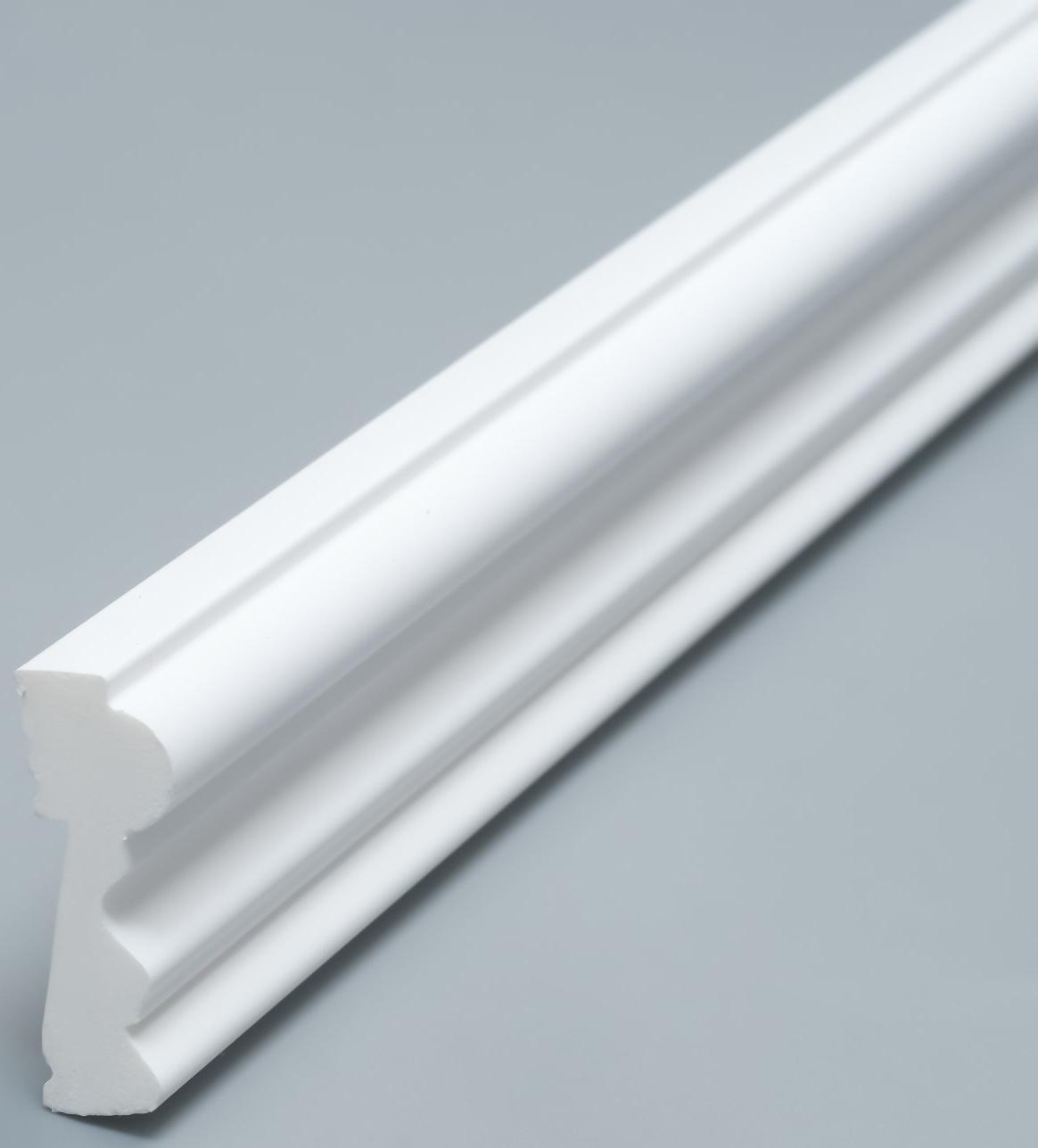 Молдинг настенно-потолочный под покраску 2 UHD 04/42 2000x42 мм