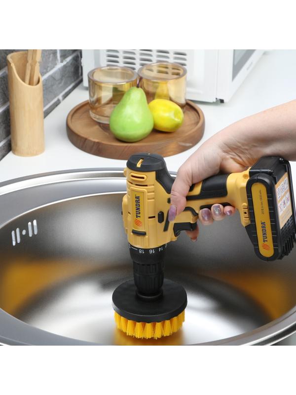 Насадка щетка на шуруповерт ТУНДРА, d=100 мм, высота 25 мм, шестигранный хвостовик